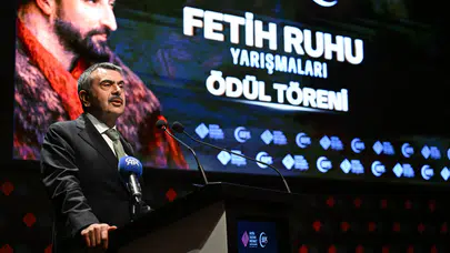 Bakan Tekin: "Biz ‘Fetih 1453’ diyenlerle beraber yolumuza devam edeceğiz"