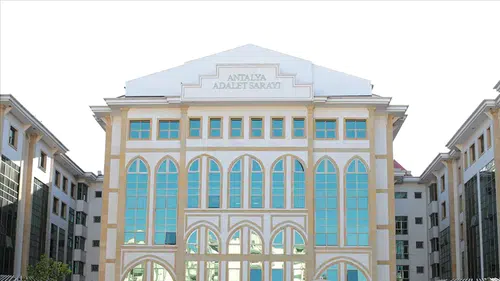 Antalya merkezli yasa dışı bahis soruşturmasında 72 gözaltı