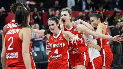 A Milli Kadın Basketbol Takımı, FIBA dünya sıralamasında 16. sıradaki yerini korudu