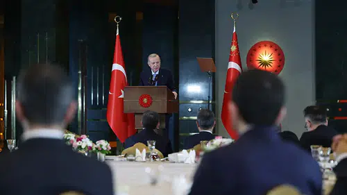 Cumhurbaşkanı Erdoğan: “Hükümetler kurup, hükümetler deviren medya baronları eski Türkiye'de kaldı”