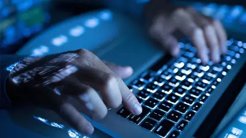 Sosyal medyada tehdit ve propagandaya karşı büyük operasyon: 358 şüpheli gözaltına alındı