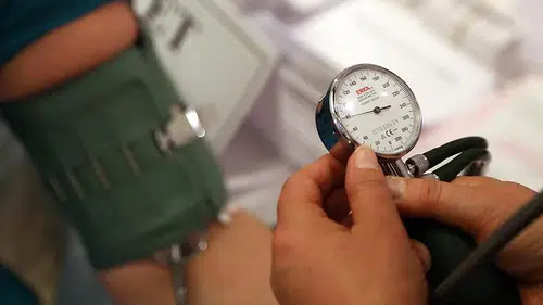 Doç. Dr. Bal: "Türkiye'de her üç kişiden biri tansiyon hastası"