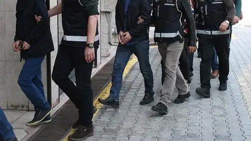 8 ilde fuhuş ve suç örgütü operasyonu: 20 şüpheli tutuklandı