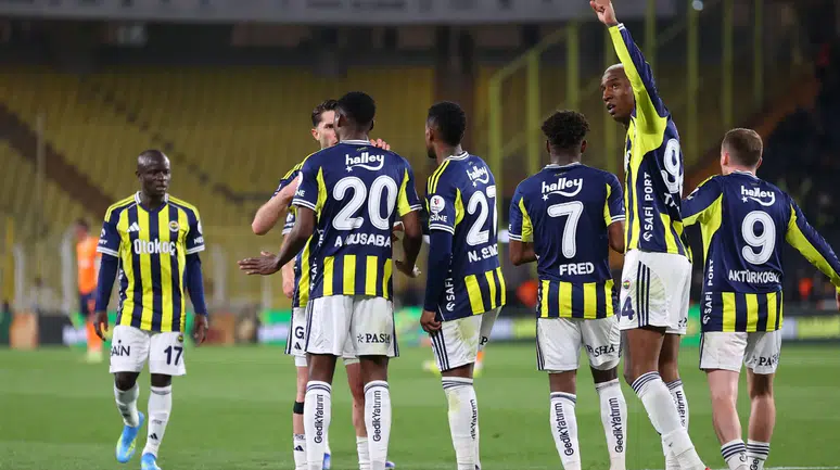 Talisca şov yaptı, sarı-lacivertliler güldü: Fenerbahçe 3-1 Rams Başakşehir