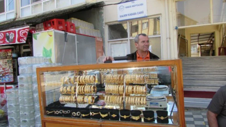 40 yıldır simit satar gibi altın satıyor