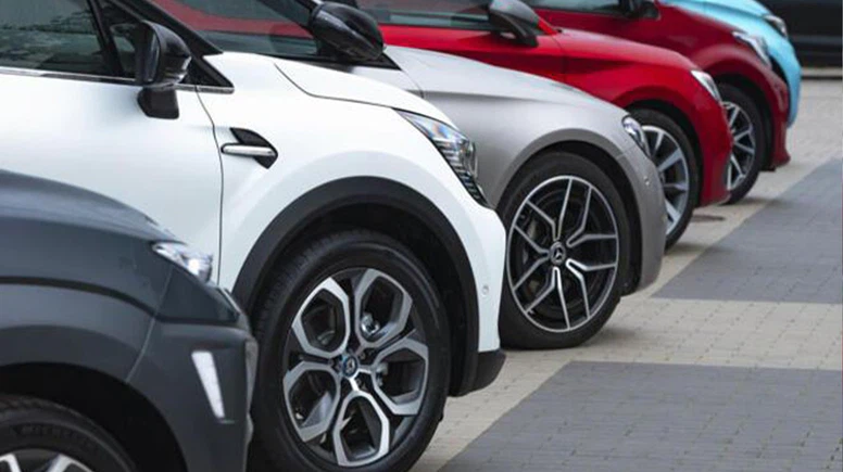 AB'de yeni otomobil satışları yükseldi