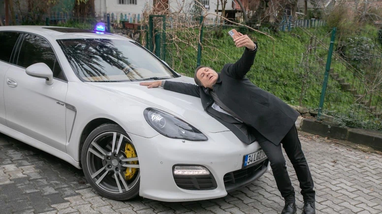 Fenomenlerin el konulan lüks araçları Arka Sokaklar’a geldi