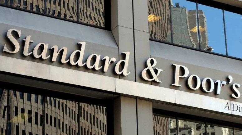 S&P, Türkiye'nin kredi notunu yükseltti