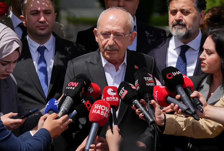 Kılıçdaroğlu: "Köklerimize ve ahlakımıza sahip çıkmak zorundayız"