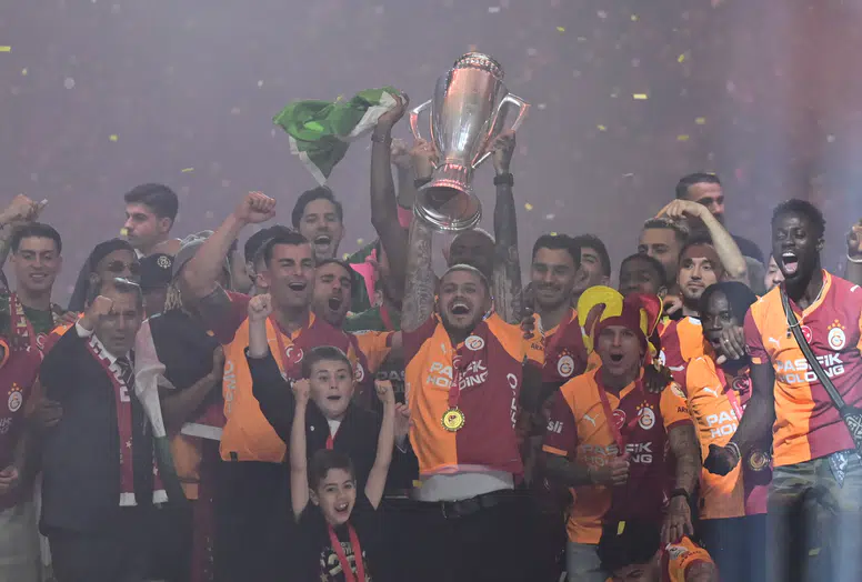 RAMS Park’ta dört dörtlük gece: Galatasaray kupasına kavuştu