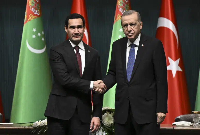 Cumhurbaşkanı Erdoğan, Berdimuhamedov ile görüştü