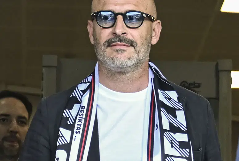 Beşiktaş’ın yeni teknik direktörü Vincenzo Italiano İstanbul’a geldi