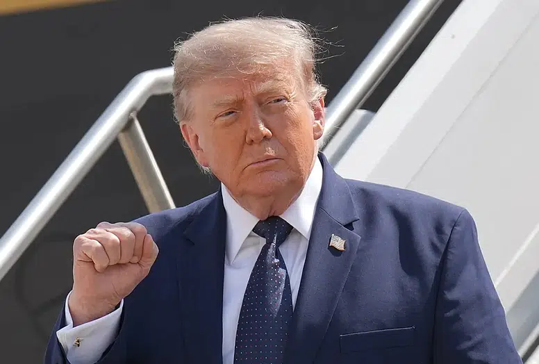 Trump’tan İran’a yeni tehdit: “Kazma Dağı bölgesini çok yakında vuracağız”
