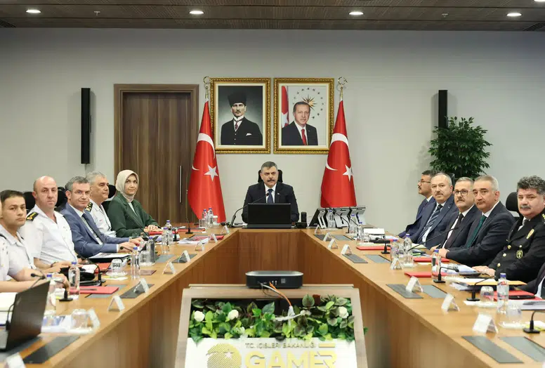 Bakan Çiftçi: "Dijital dünyayı suçlular için sığınak olmaktan çıkaracağız"