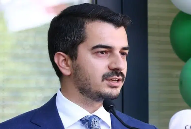 Çankaya Belediye Başkanı Güner havalimanında gözaltına alındı