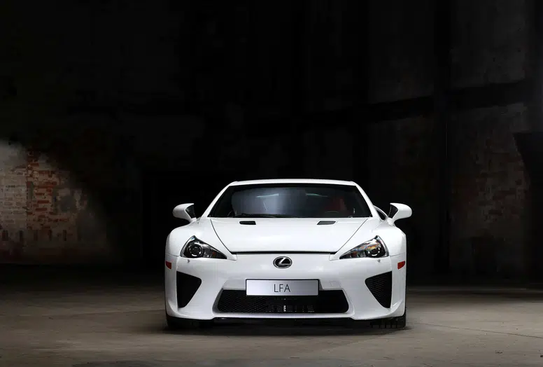 Lexus LFA’nın Türkiye yolculuğu İstanbul’da sona erdi