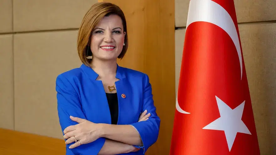 İçişleri Bakanlığından karar: İzmit Belediye Başkanı Fatma Kaplan Hürriyet görevden uzaklaştırıldı