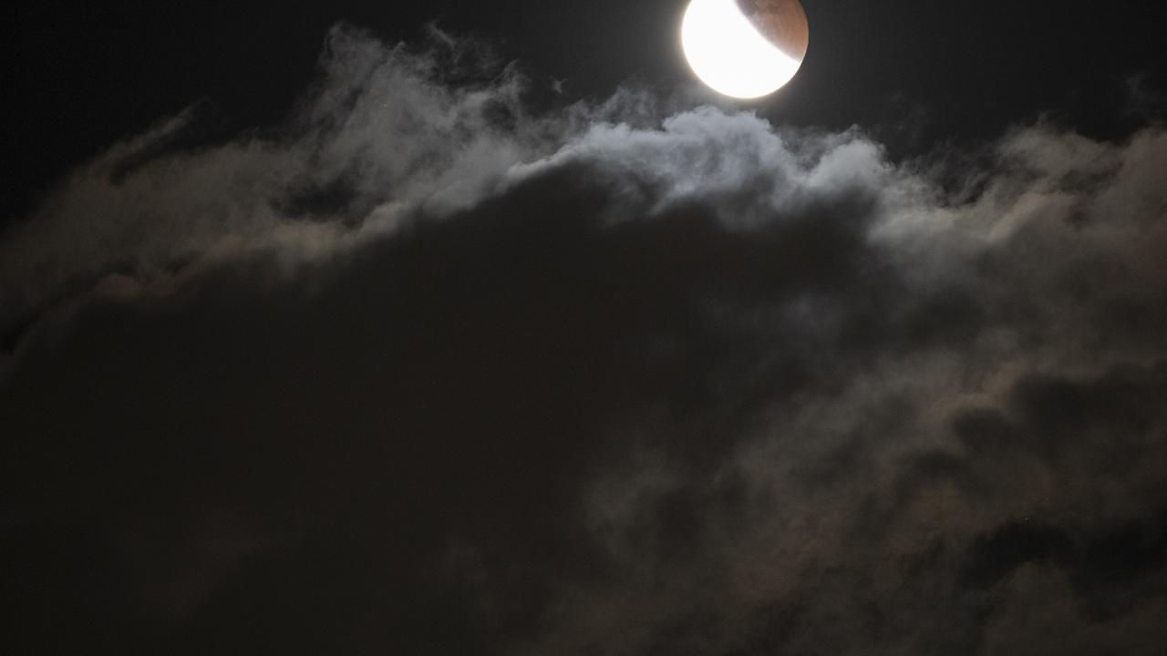 580 yılın en uzun "Ay tutulması" geliyor 13