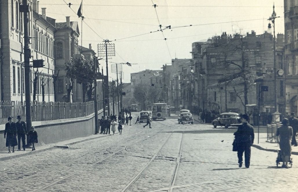 İstanbul'un ilk otobüsleri 5