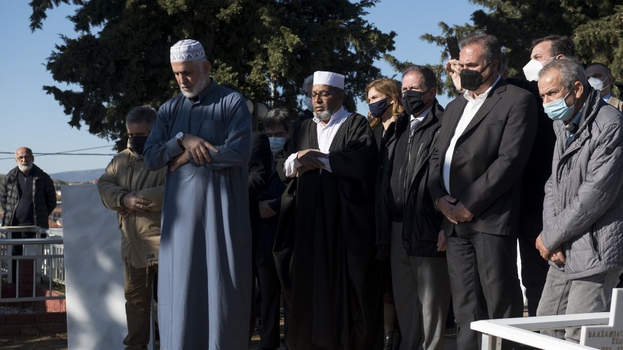 Selanik'te bulunan Müslümanlara ait naaşlar yeniden defnedildi. 4