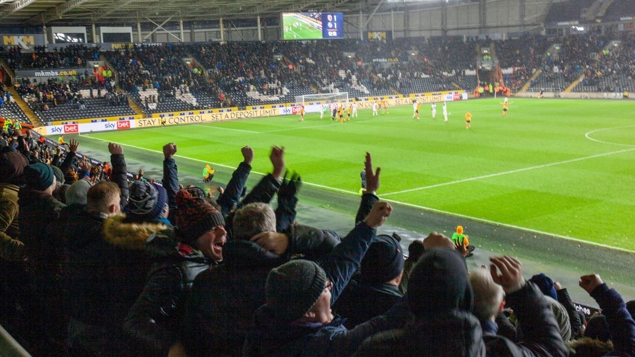 Acun Ilıcalı'ya Hull City taraftarından Türk bayraklı mesaj 6