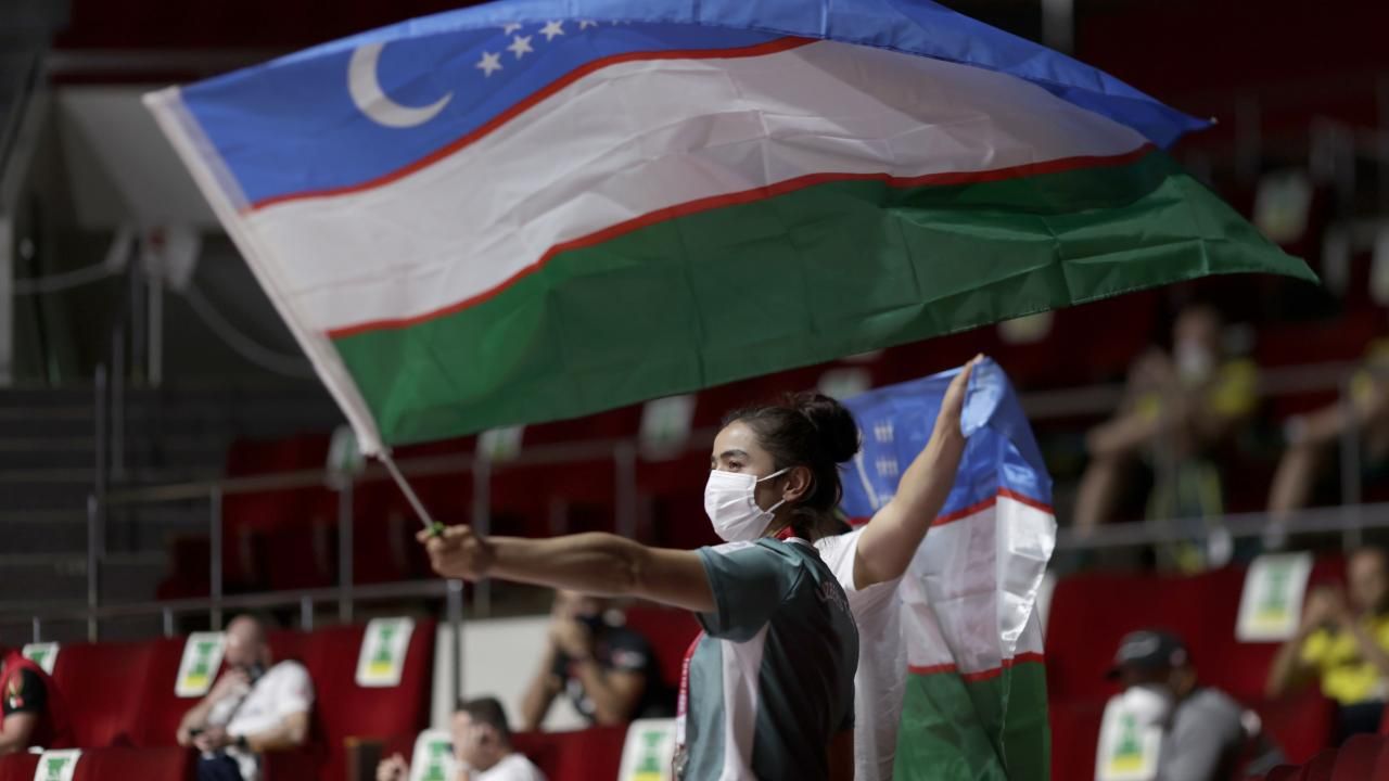 Türk devletlerinin bayraklarındaki 'gizli' mesajlar 16