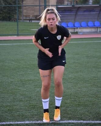 Aycan Yanaç ameliyat masasına yatacak 4