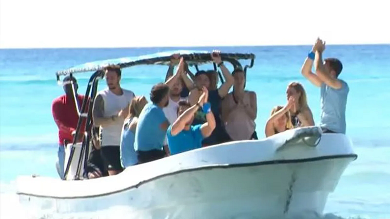 Survivor All Star 2022'de şok sakatlık! Arkadaşları yardımına koştu 1