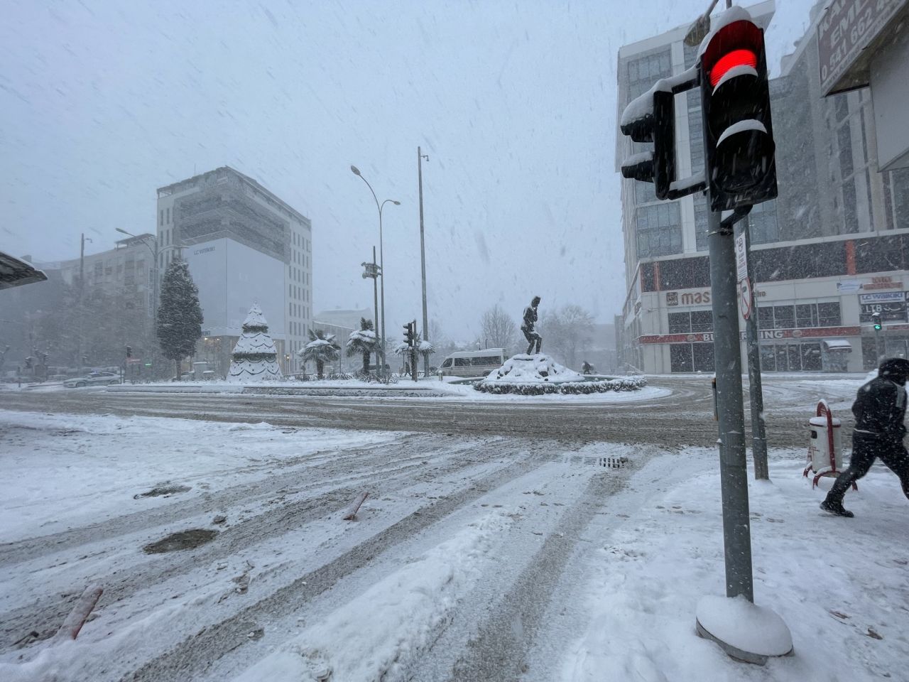Birçok il ve ilçede eğitime kar engeli 14