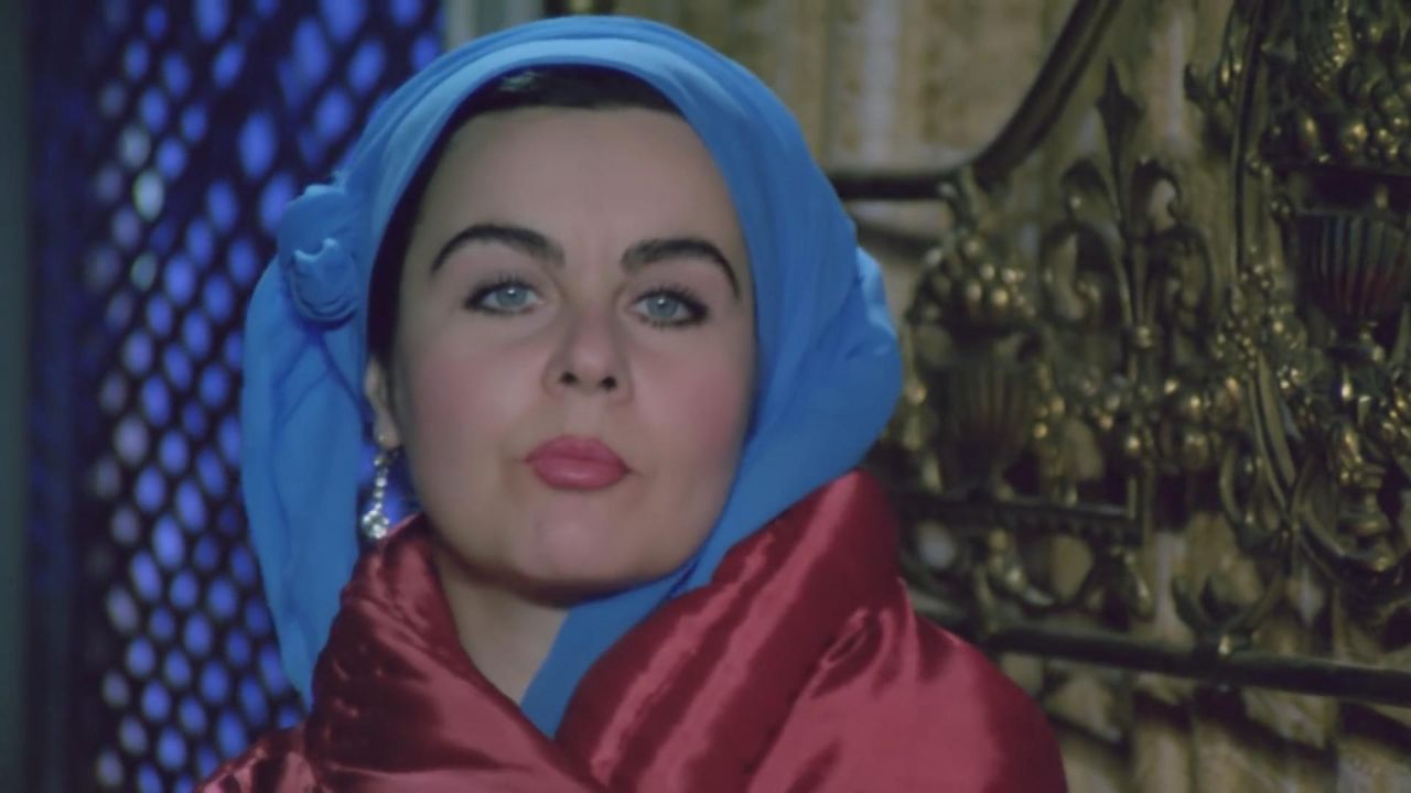 Fatma Girik'in unutulmaz filmleri 10