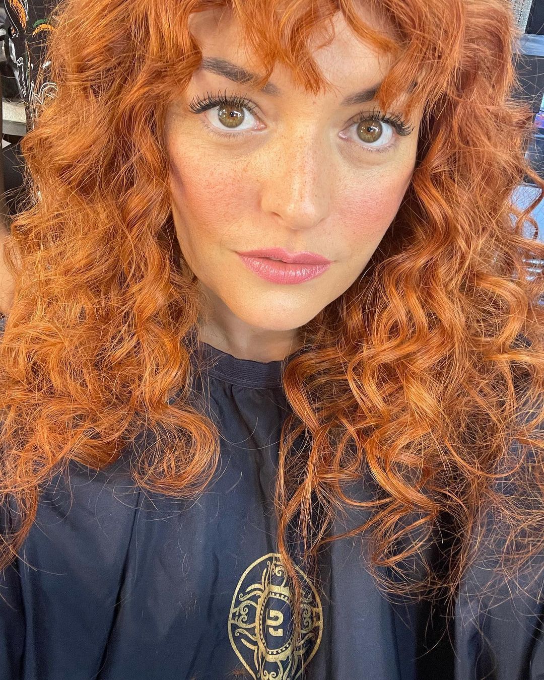 Ezgi Mola'ya taciz şoku: Tek başıma sokağa çıkamaz oldum 2