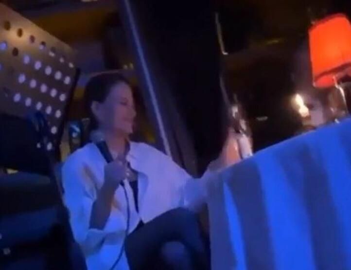 Serenay Sarıkaya sesiyle büyüledi 2