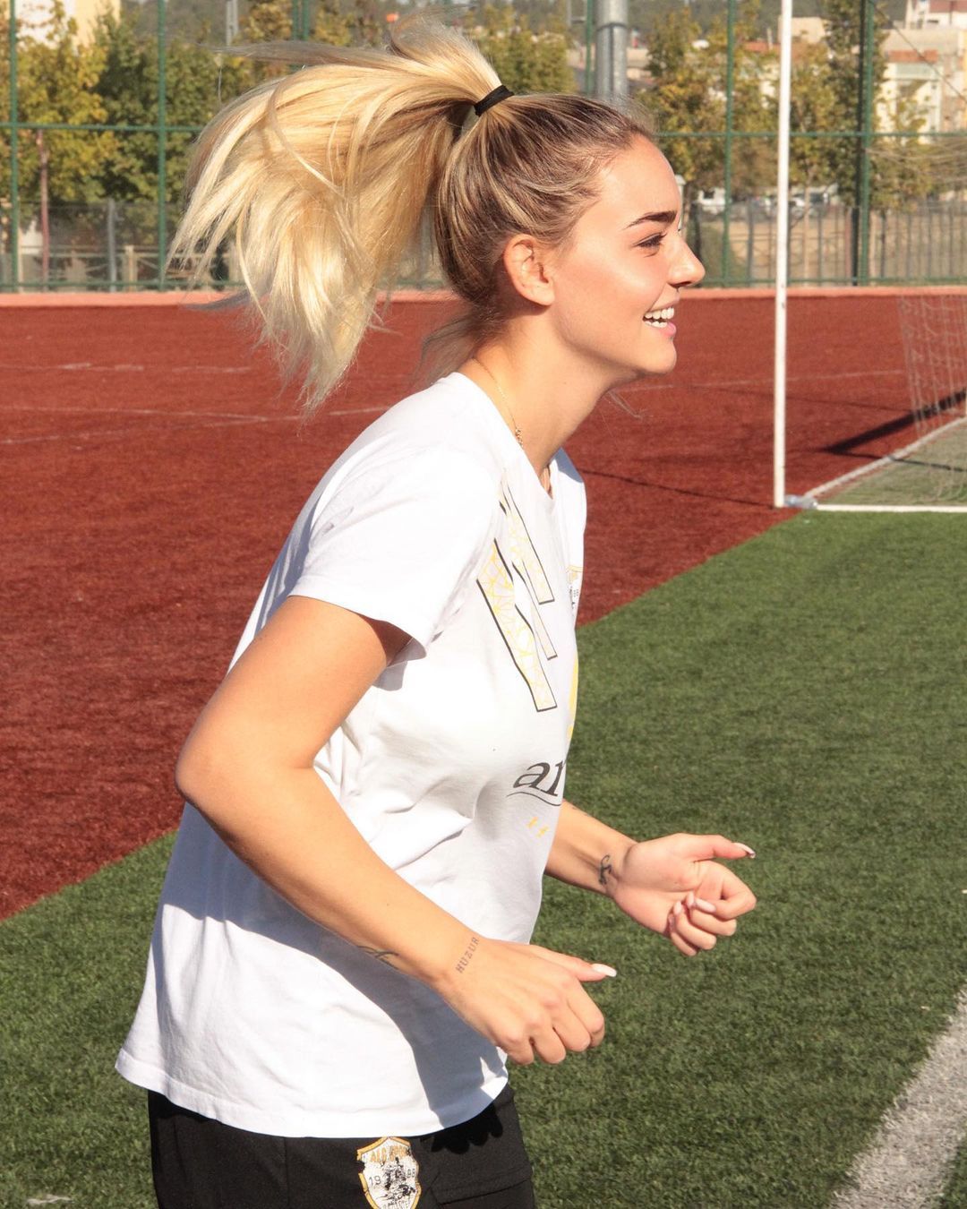 Survivor Aycan dayanamadı, Acun rest çekti! 5