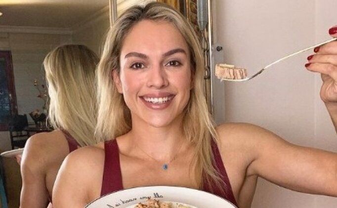 Survivor'da eleme adayları Birsen ve Evrim'in destekçileri sosyal medyada kapıştı 6