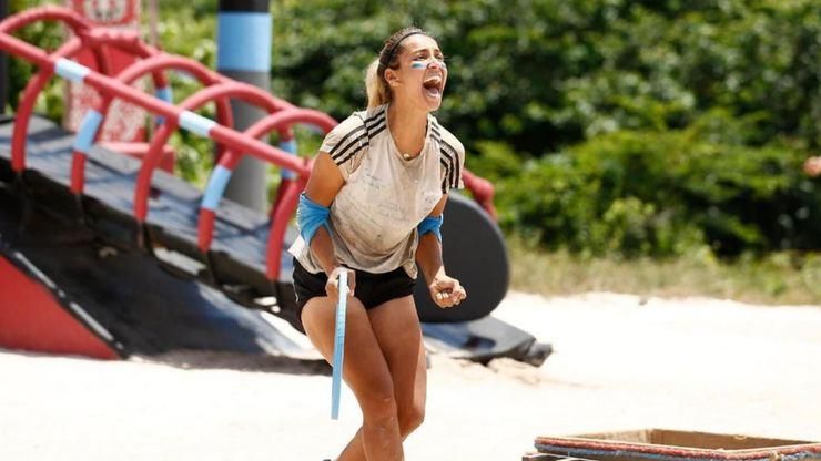 Survivor'da eleme adayları Birsen ve Evrim'in destekçileri sosyal medyada kapıştı 8