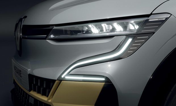 Renault, yeni SUV modeli Austral'ı tanıttı 5