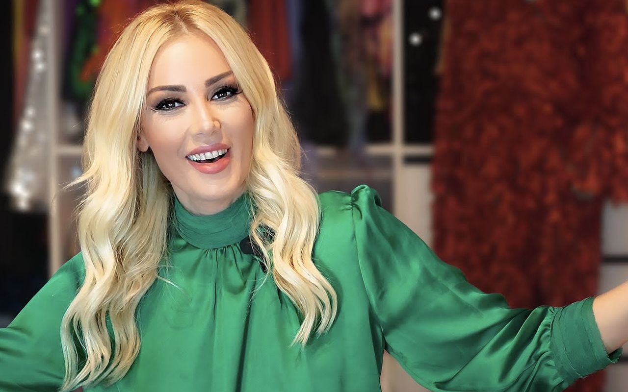 Petek Dinçöz boşandı! Sosyal medyadan hayranlarına duyurdu 1