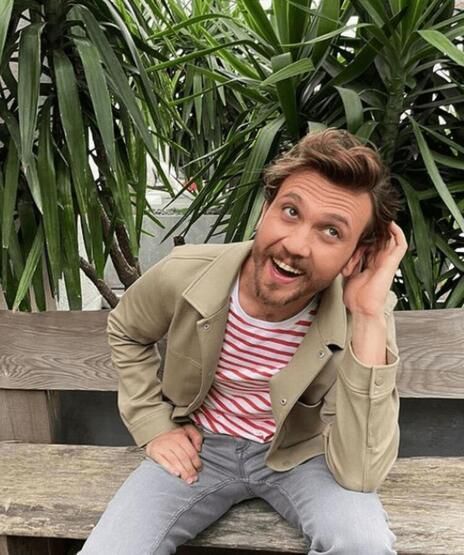 Aras Bulut İynemli'nin Atatürk dizisindeki partneri Emma Watson! 5