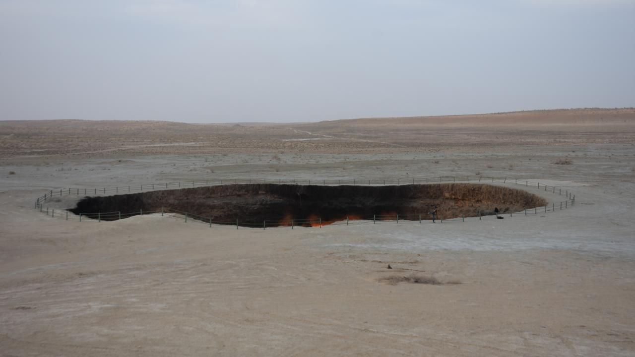 50 yıldır yanan "Cehennem kapısı" kapatılacak 2