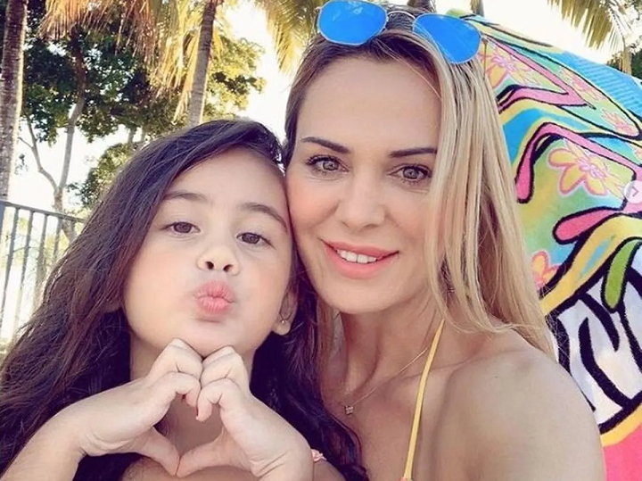 Survivor Nagihan'ın "Babası bilerek göstermiyor" dediği kızı kocaman oldu! İşte Nagihan'ın kızı Ece Avren... 8