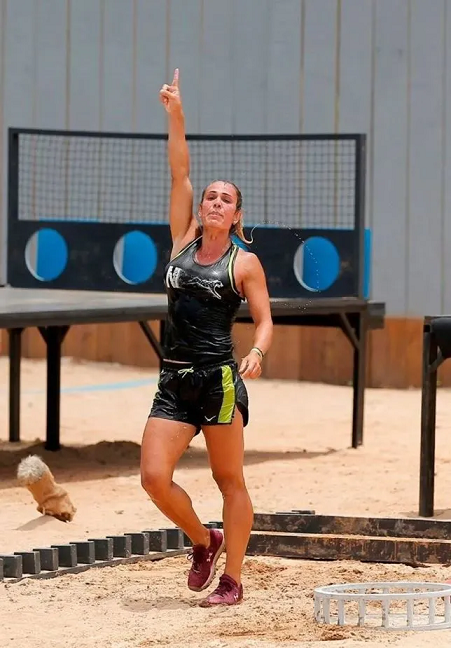 Survivor Nagihan'ın "Babası bilerek göstermiyor" dediği kızı kocaman oldu! İşte Nagihan'ın kızı Ece Avren... 5