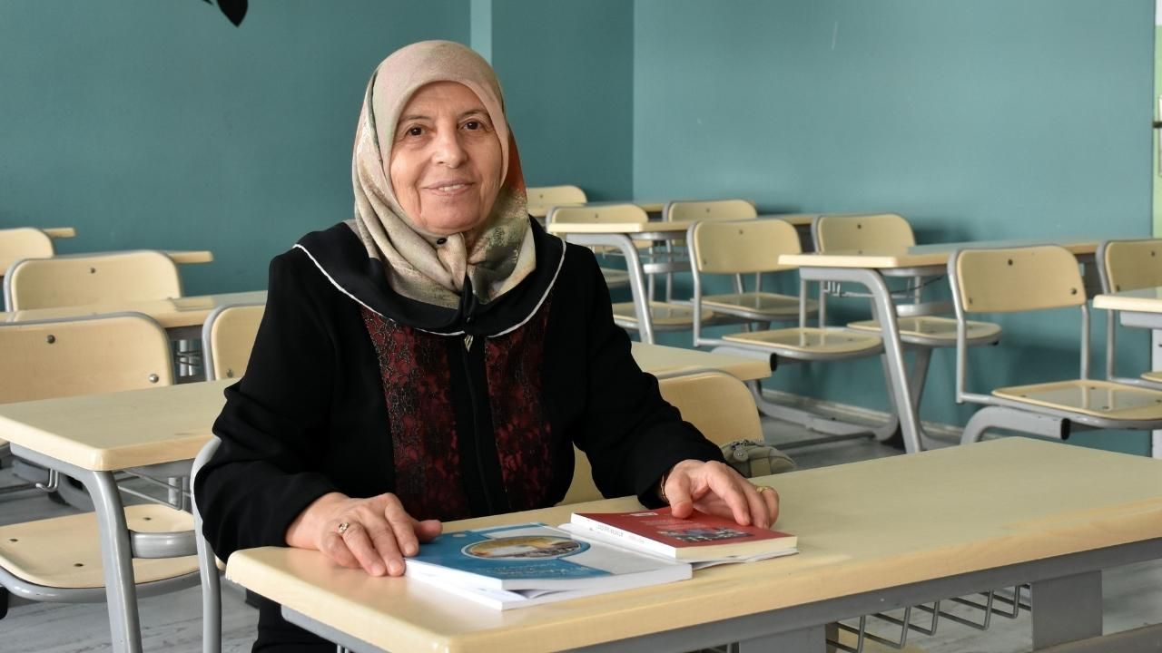 72 yaşındaki kadının ilginç hikayesi! Dinleyenleri hayran bıraktı! 1