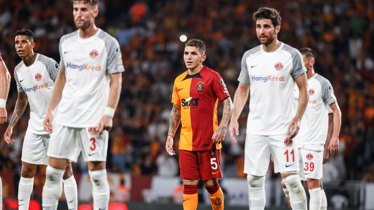 İşte Süper Lig'de sezonun en pahalı transferleri! 2