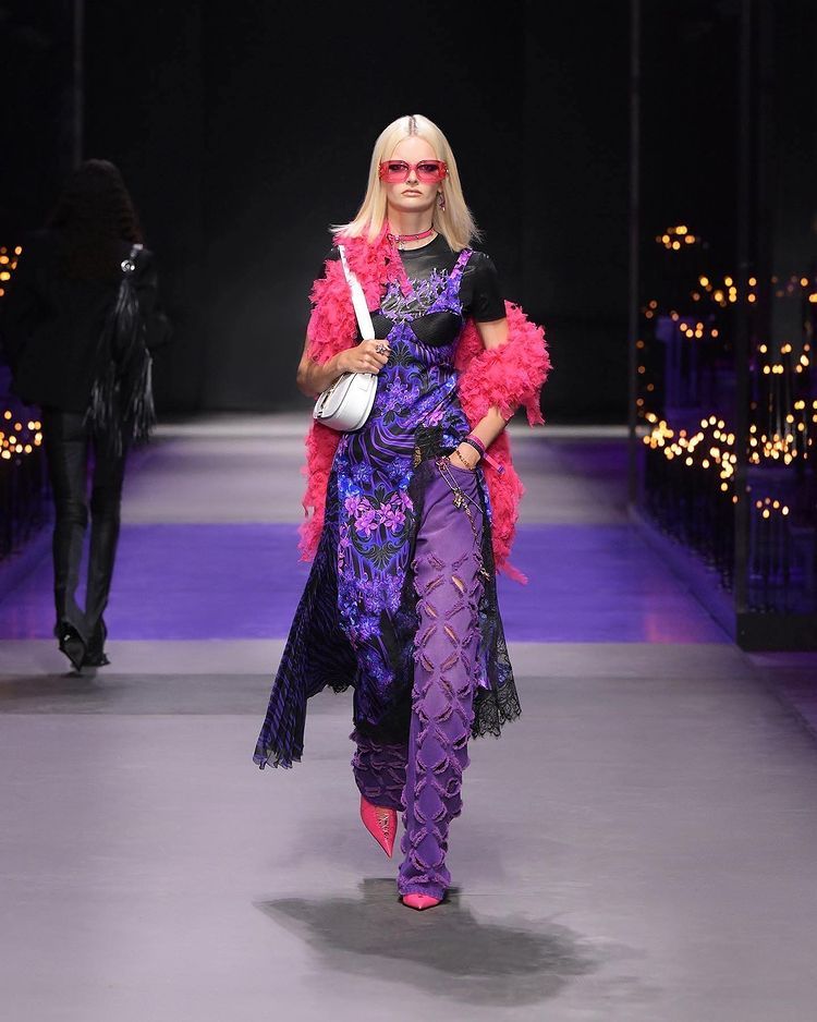 Versace, Milano Moda Haftası 2022 4