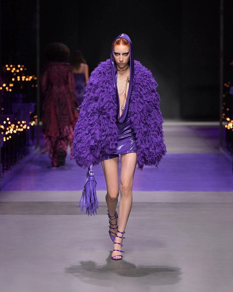 Versace, Milano Moda Haftası 2022 7