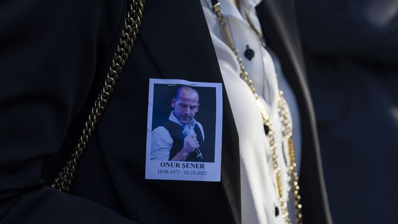 Müzisyen Onur Şener katledildi, sanat camiasından tepki yağdı! 2