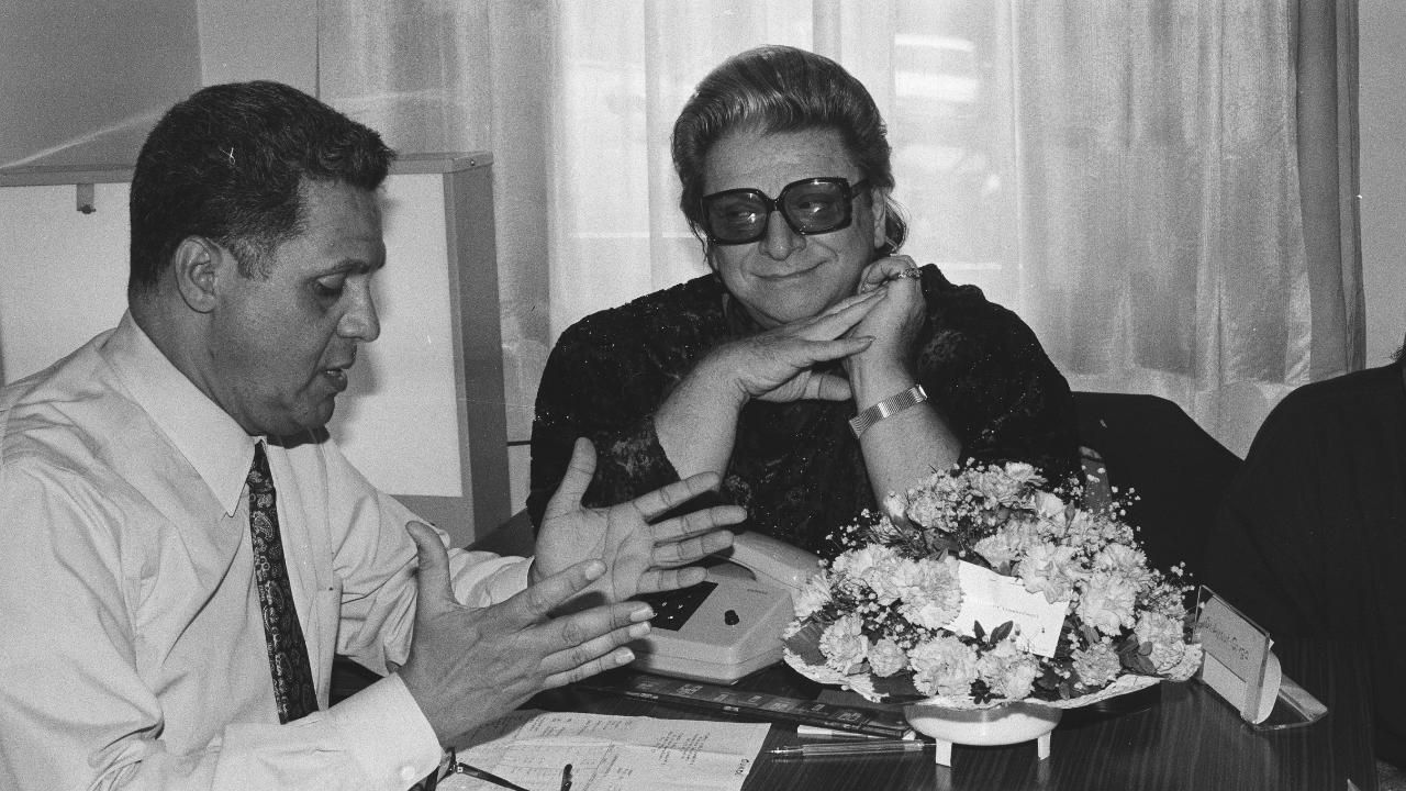 Zeki Müren'in son sözlerini kuzeni anlattı! 2