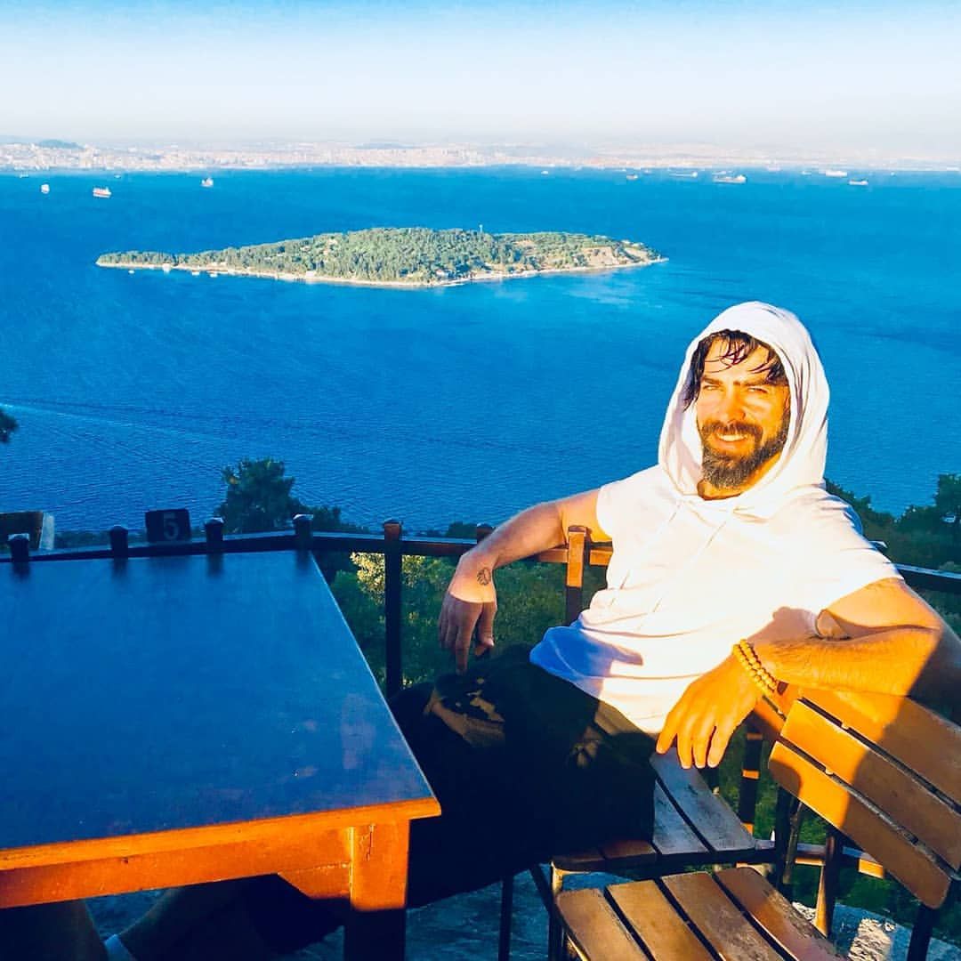 Uğur Pektaş'ın son hali yine hayran bıraktı! 3