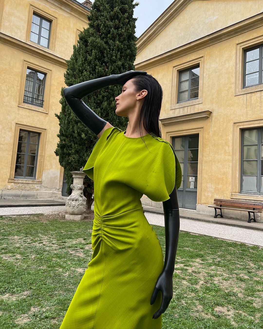 Bella Hadid 26 yaşına bastı! 11