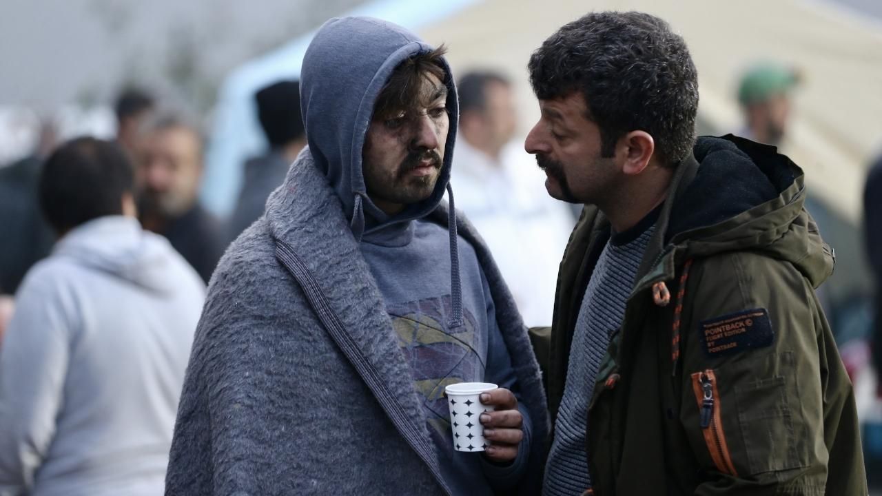 Bartın'da günün ilk saatlerinde acı bekleyiş sürüyor 13